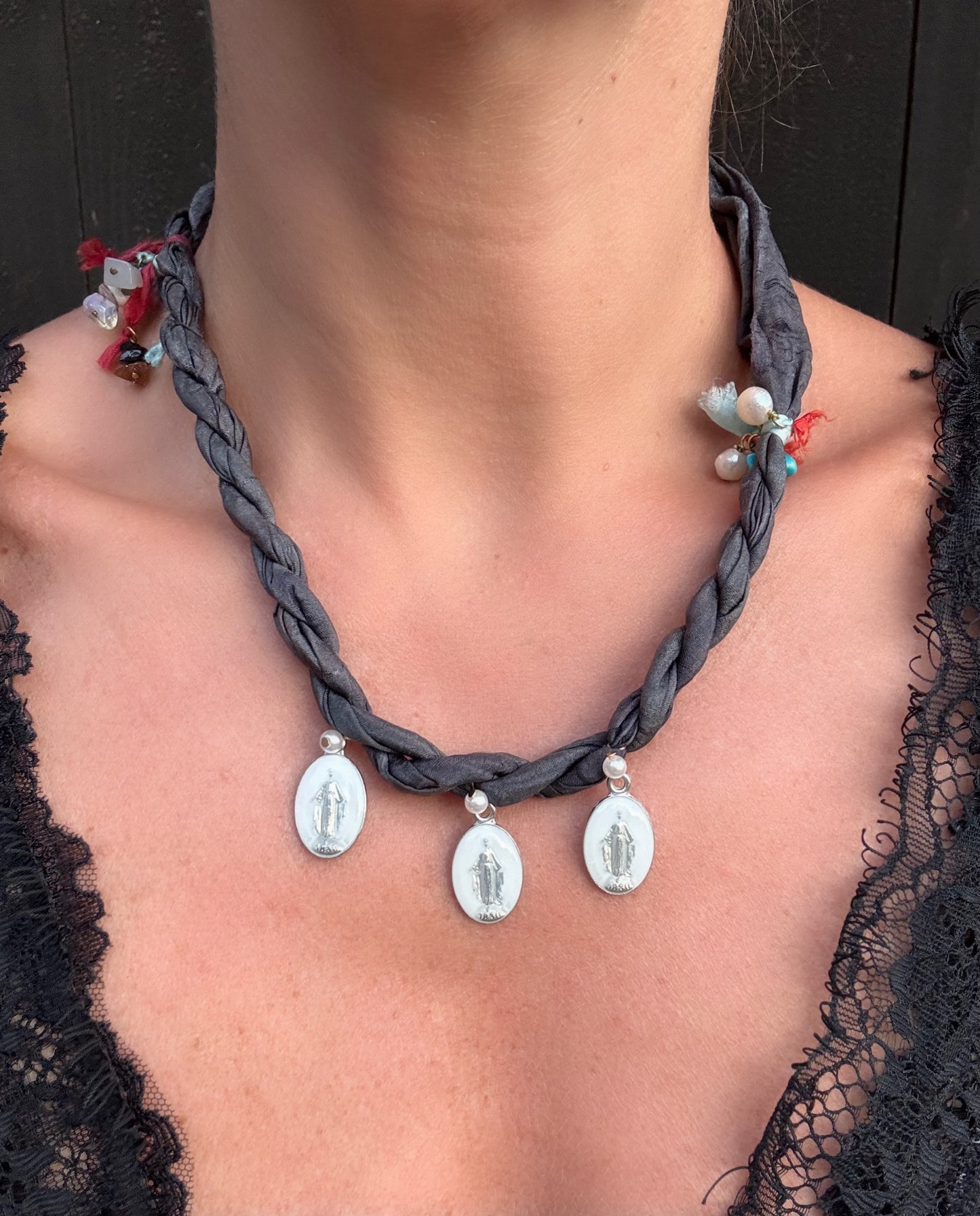 Collar C28