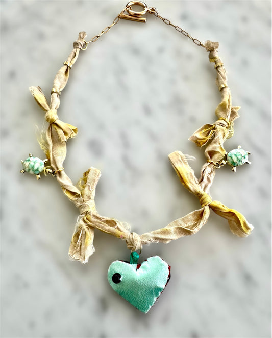 Collar C16